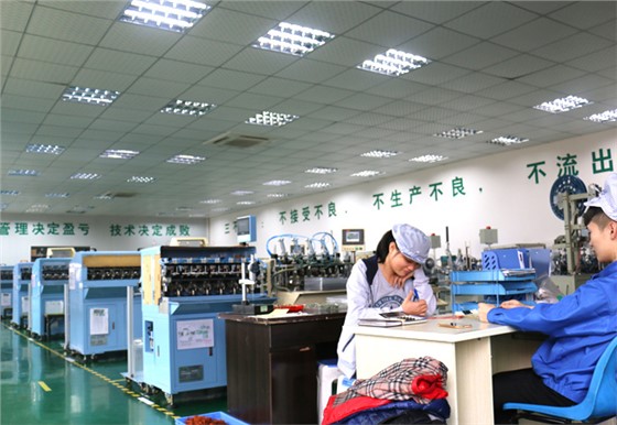 金源机电生产车间